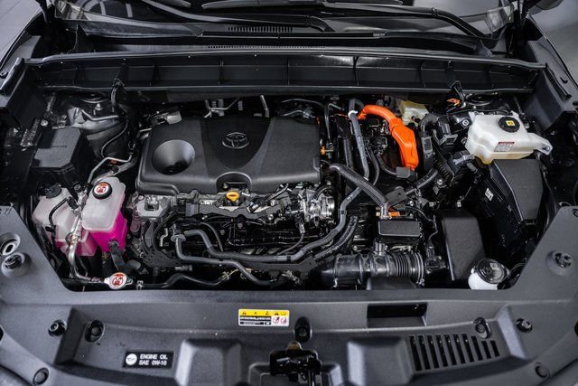 Used 2024 Toyota Highlander Platinum image 20