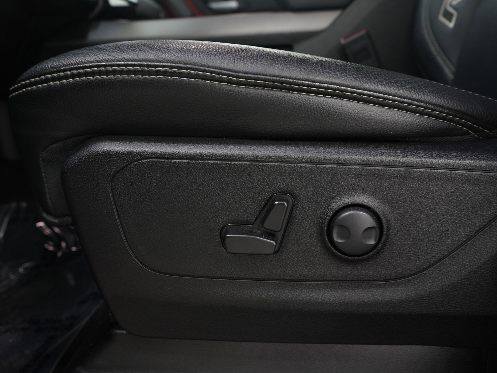 Used 2025 RAM 1500 Rebel w/ Advanced Safety Group II image 25