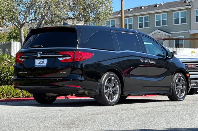 Used 2024 Honda Odyssey Elite image 4