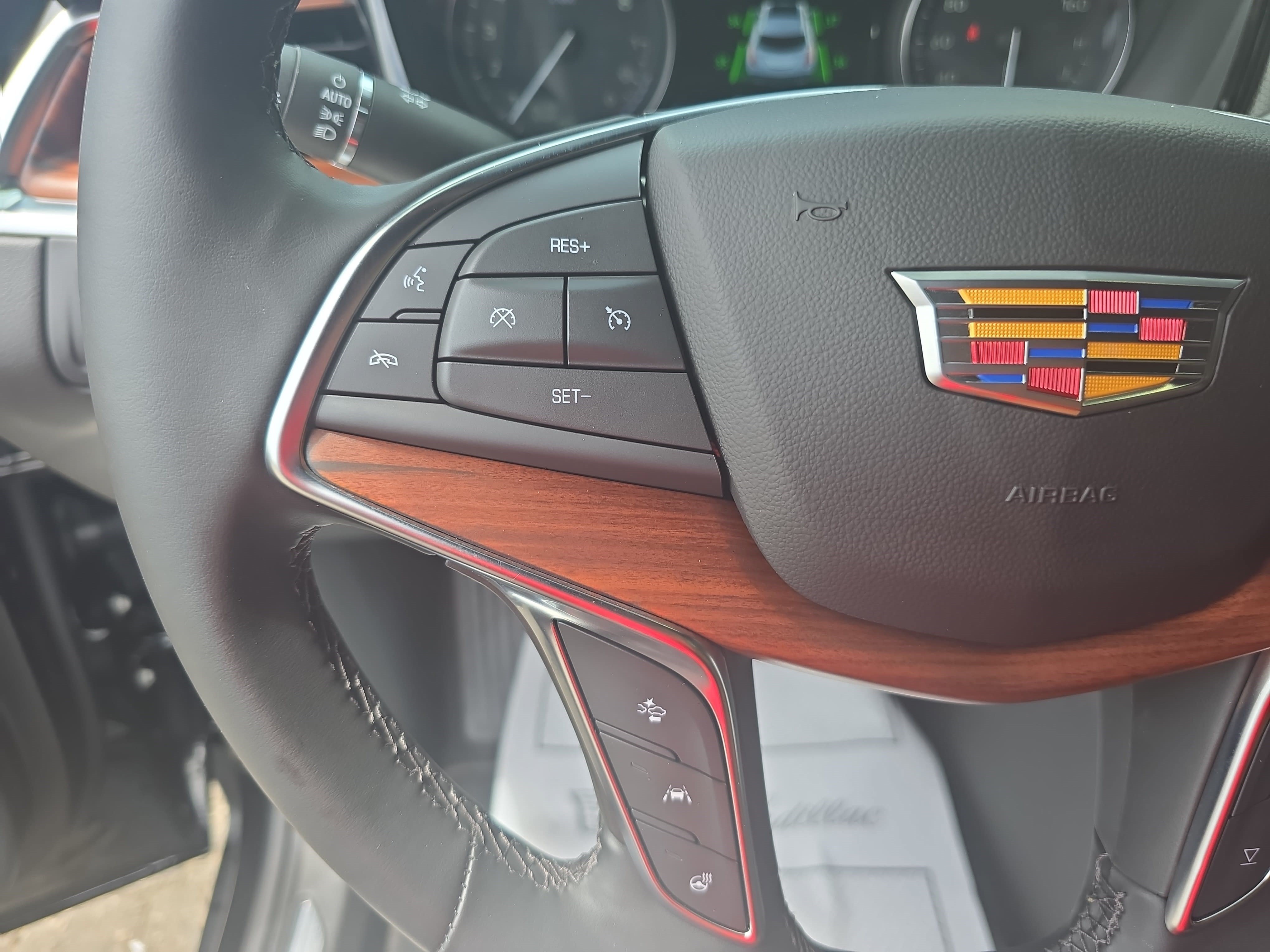 Used 2026 Cadillac XT5 Premium Luxury w/ Driver Assist Package AWD/4WD image 18
