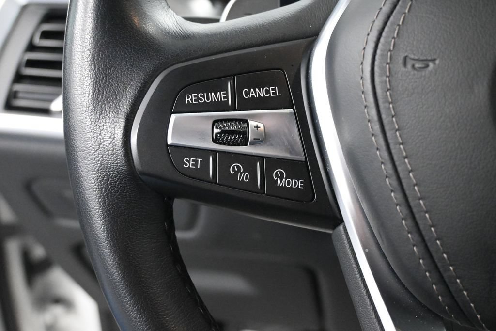 Used 2025 BMW X5 xDrive50e AWD/4WD image 28