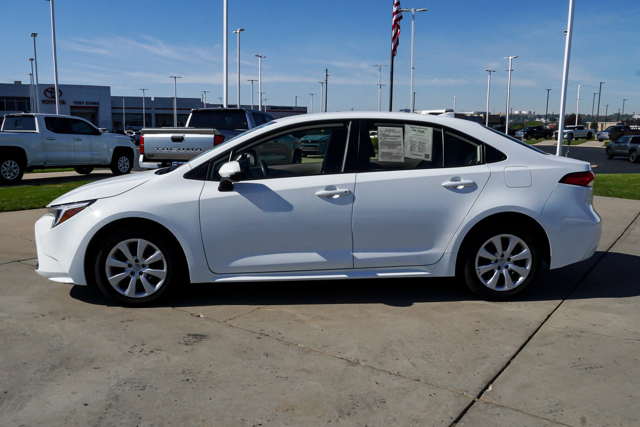 Certified 2024 Toyota Corolla LE FWD image 5