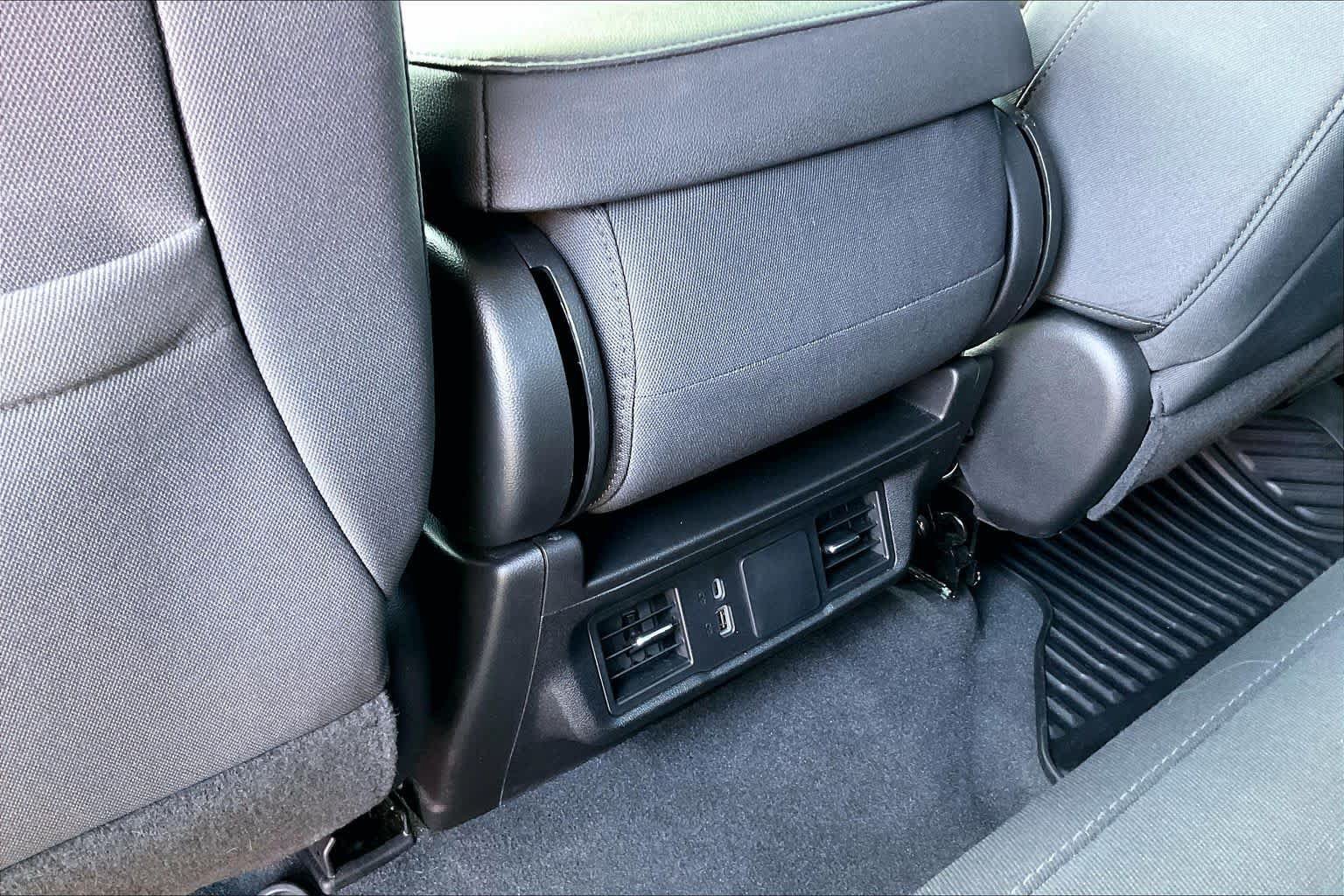Used 2024 Chevrolet Silverado 1500 Custom RWD image 33