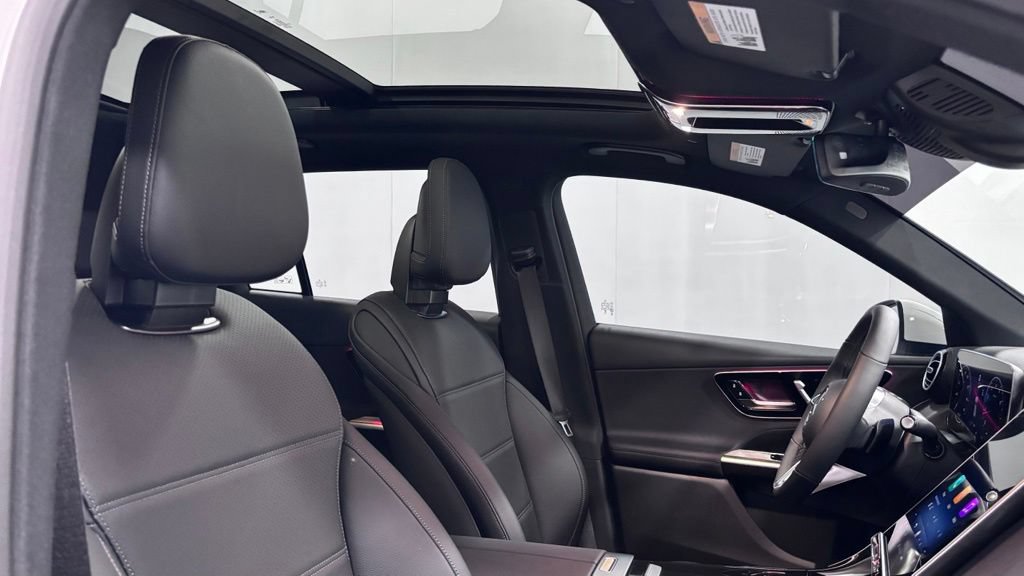 Certified 2025 Mercedes-Benz GLC 300 4MATIC image 19