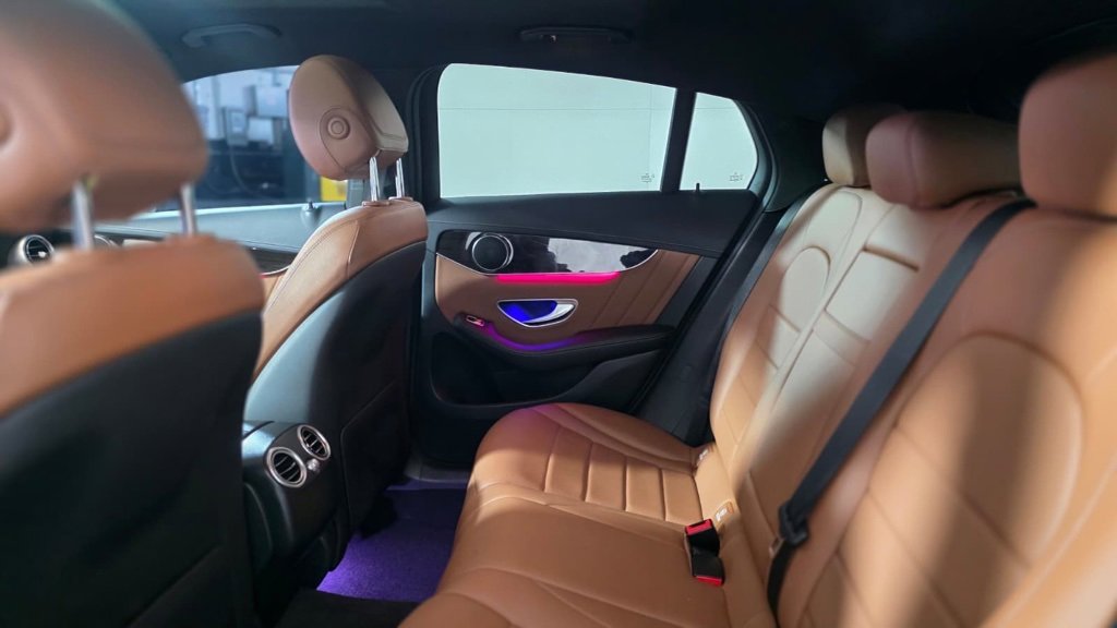 Used 2022 Mercedes-Benz GLC 300 4MATIC Coupe image 22