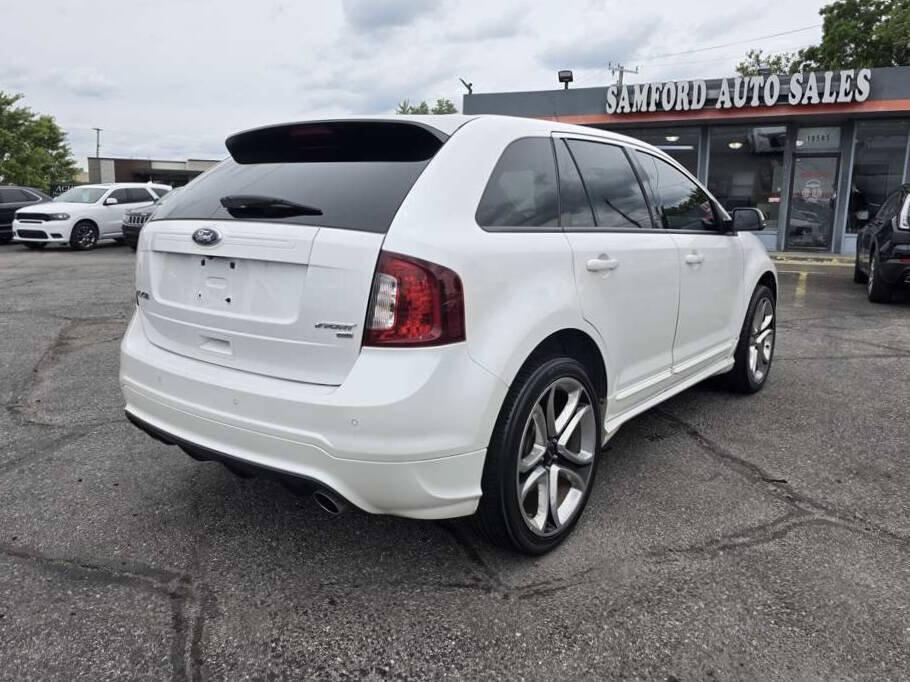 Used 2014 Ford Edge Sport w/ Driver Entry Package AWD/4WD image 12
