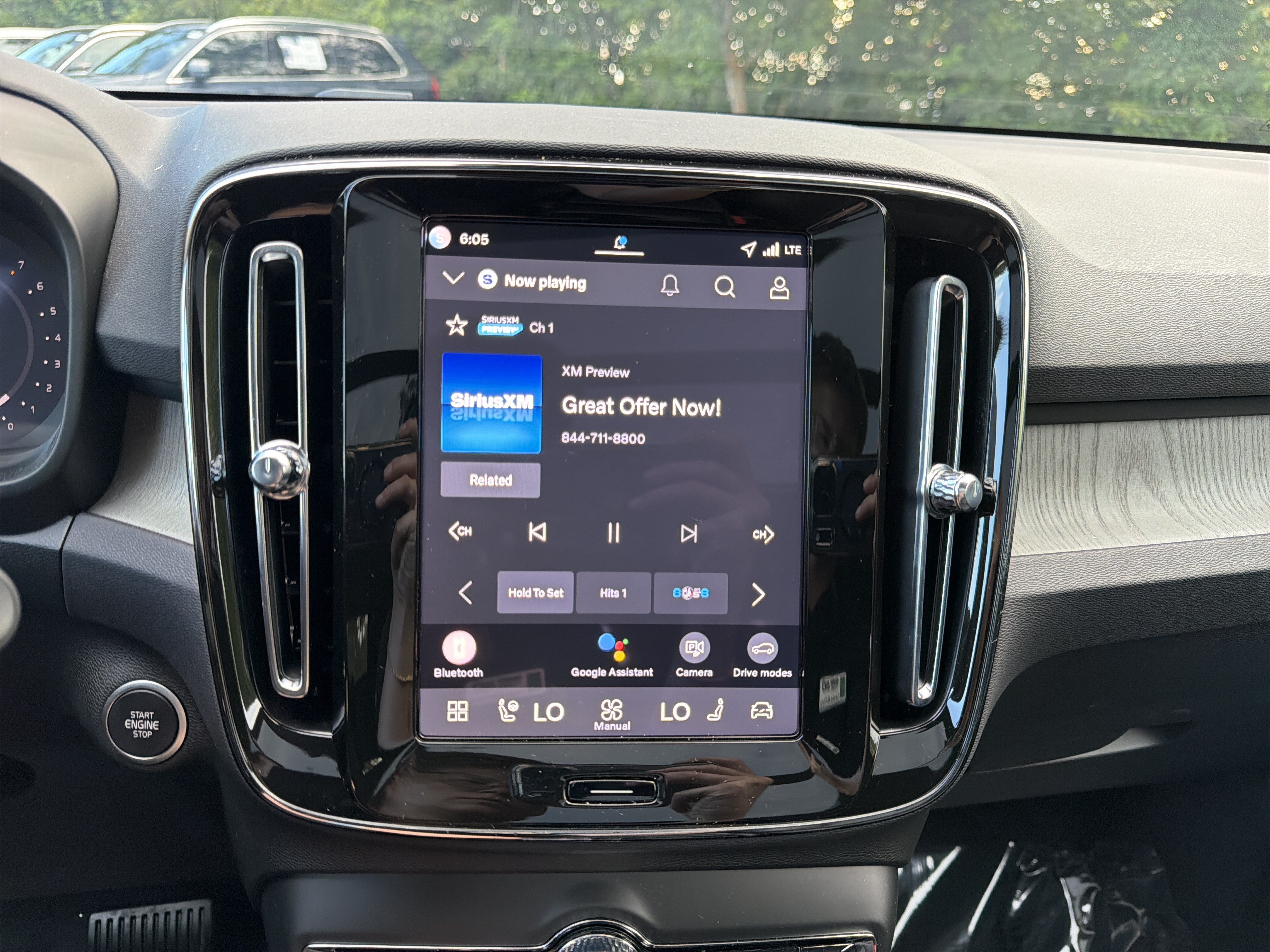 Certified 2026 Volvo XC40 B5 Plus AWD/4WD image 25