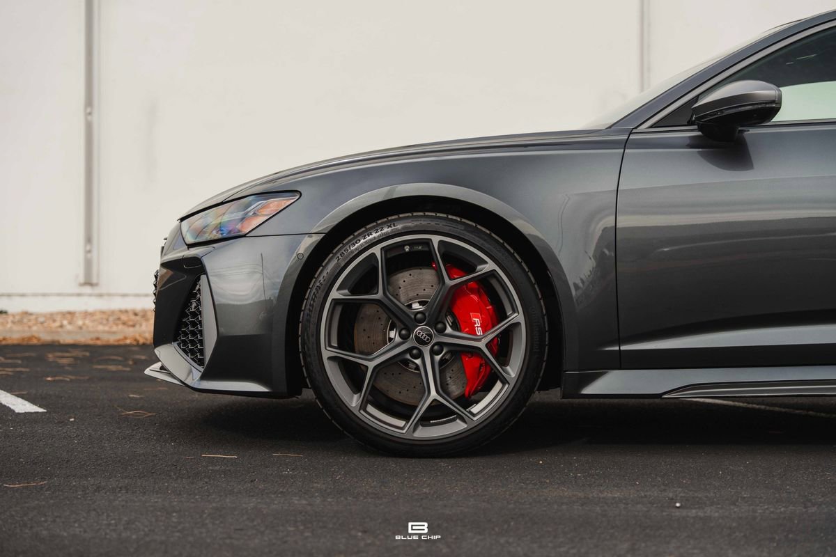 Used 2025 Audi RS 6 performance w/ Executive Package image 3