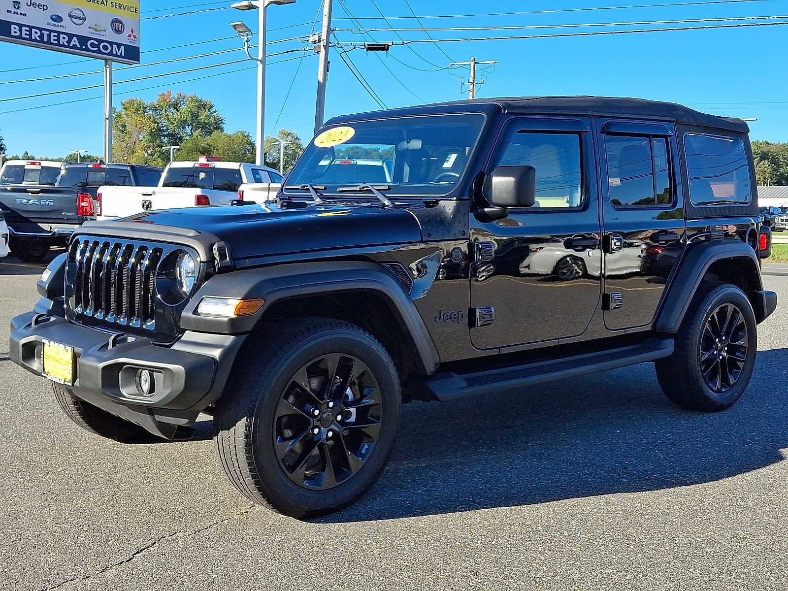 Used 2022 Jeep Wrangler Unlimited Sport image 3