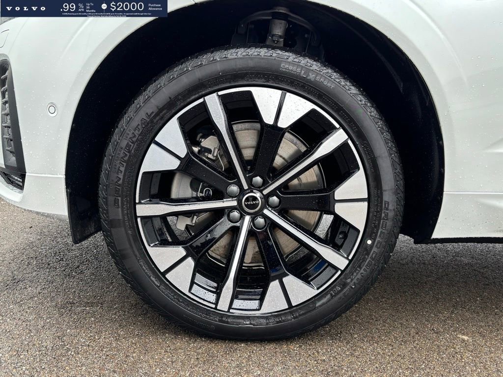 New 2026 Volvo XC60 T8 Plus w/ Protection Package Premier image 9