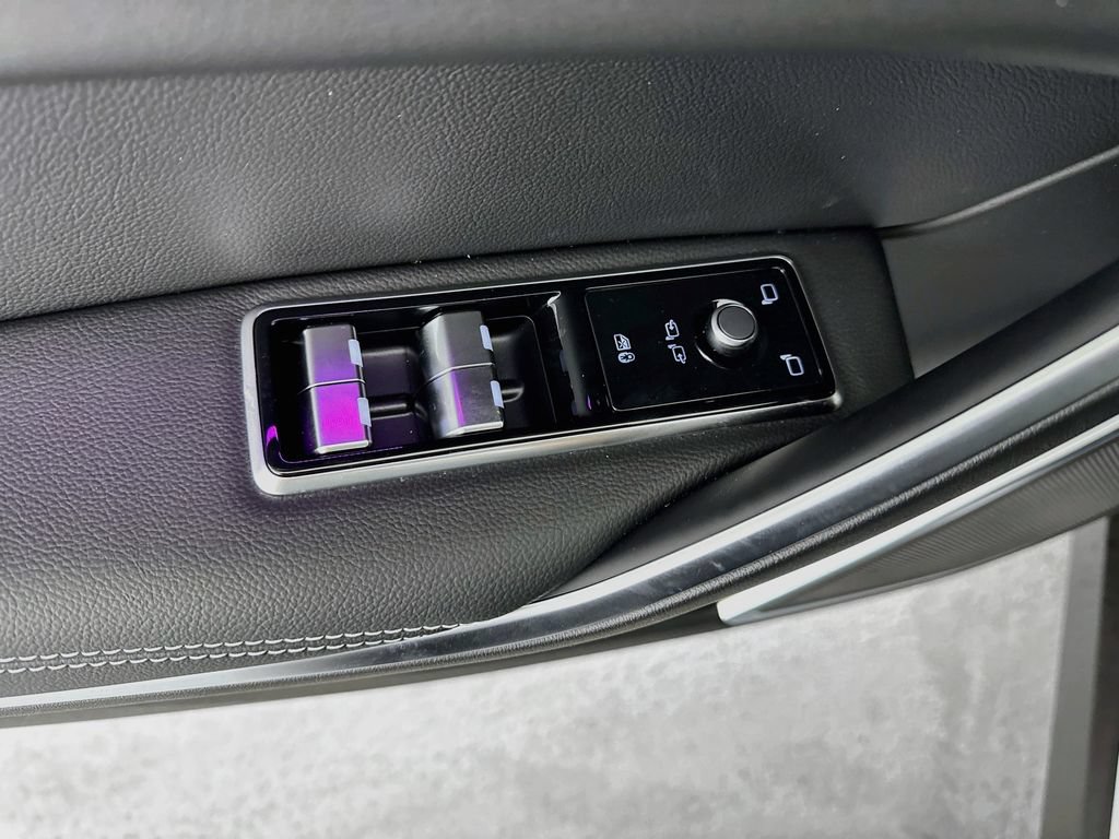 New 2026 Jaguar F-PACE R-Dynamic S AWD/4WD image 18