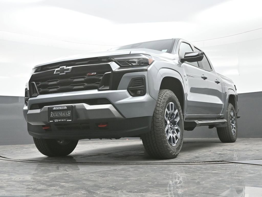 Used 2024 Chevrolet Colorado Z71 w/ Z71 Convenience Package 2 image 22