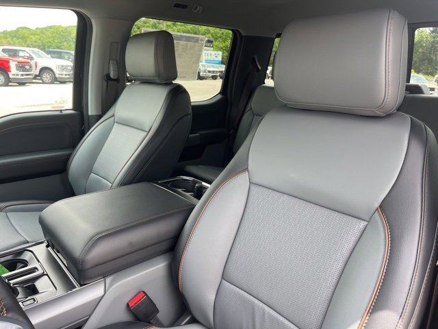 New 2025 Ford F150 Lariat w/ Equipment Group 501A Mid image 12