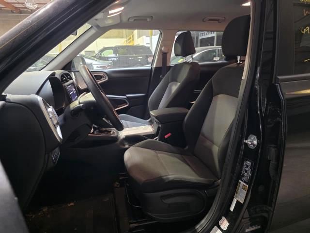 Used 2024 Kia Soul LX w/ Option Group 015 image 5