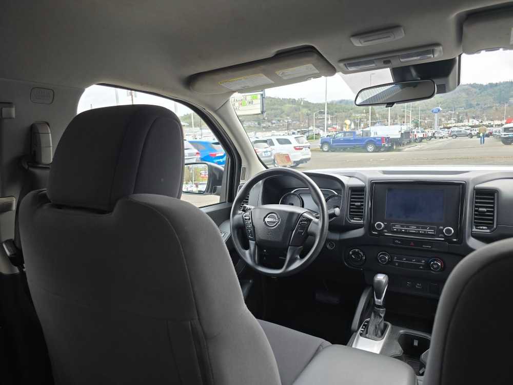 Used 2023 Nissan Frontier S w/ Tow Package image 10