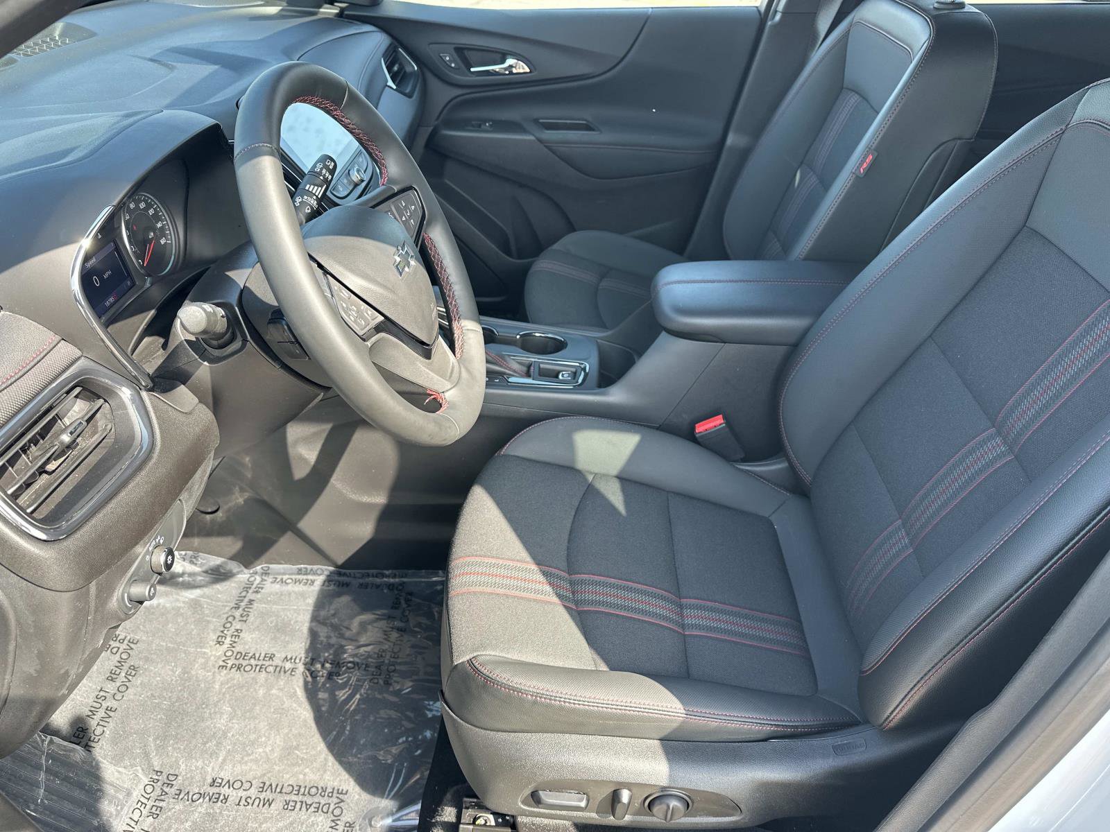 Certified 2023 Chevrolet Equinox RS FWD image 18