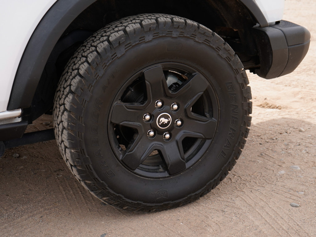 Used 2024 Ford Bronco Black Diamond AWD/4WD image 6