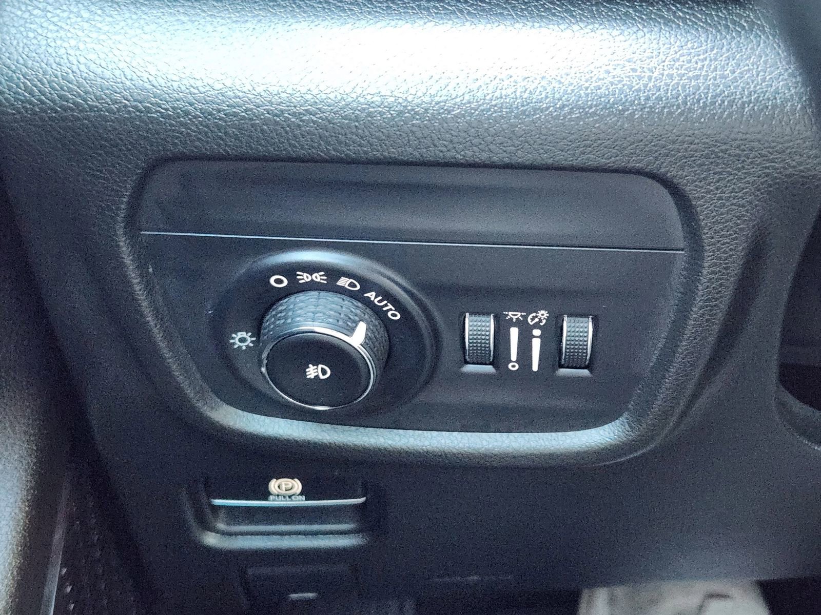 Used 2022 Jeep Grand Cherokee Summit image 23