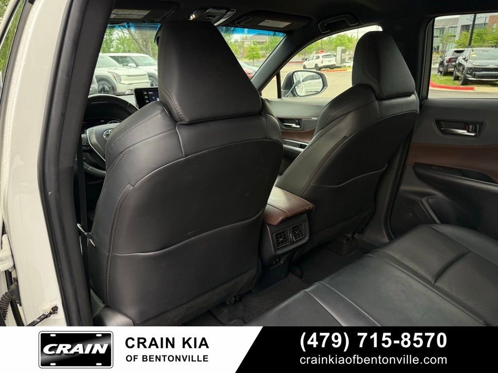 Used 2021 Toyota Venza XLE w/ Softex Package AWD/4WD image 27