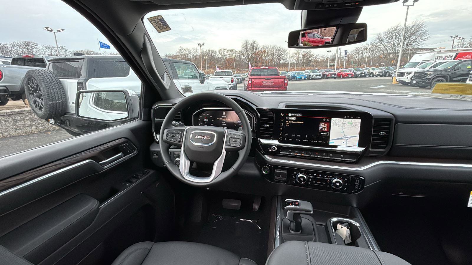 New 2026 GMC Sierra 1500 SLT w/ SLT Premium Plus Package image 28