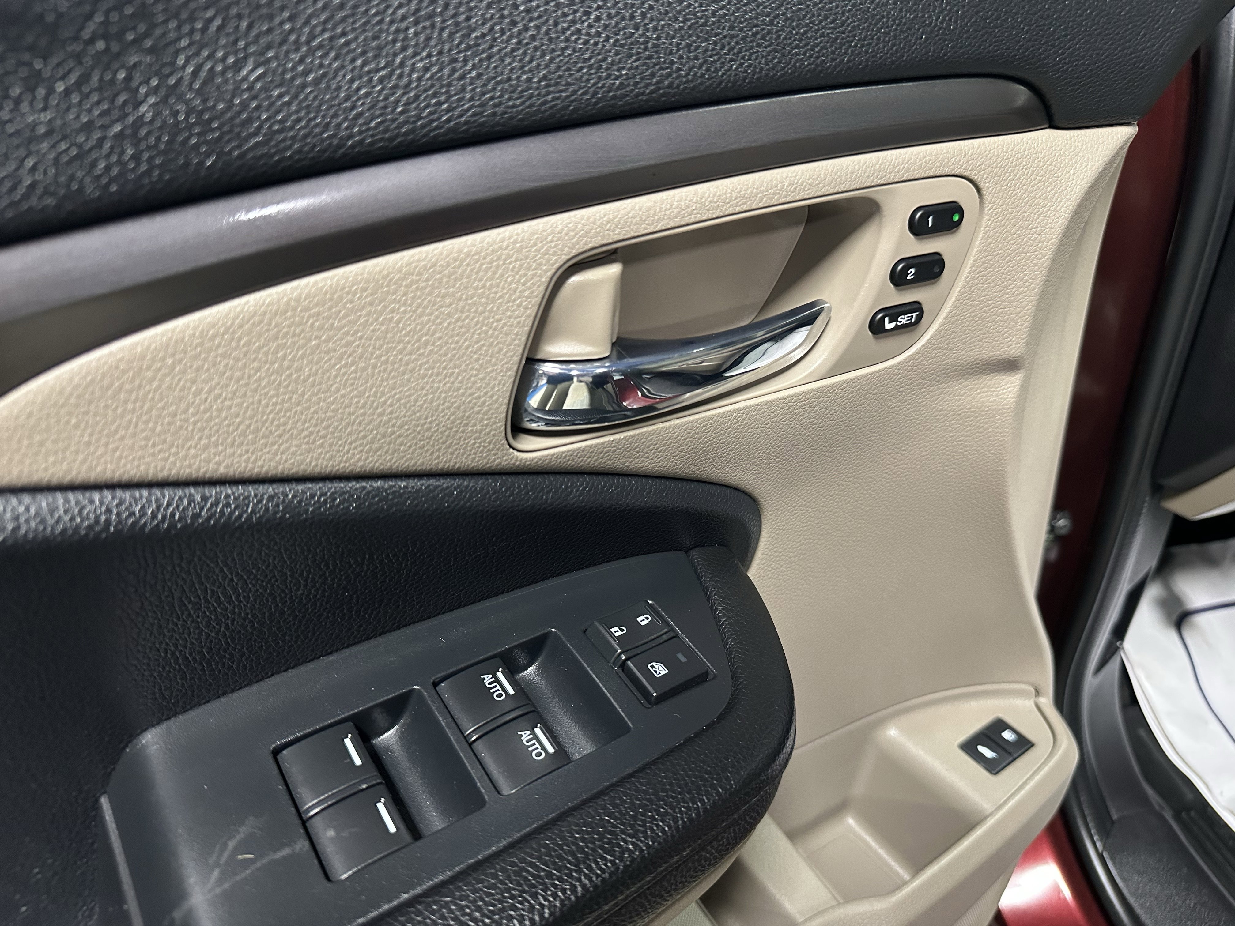 Used 2022 Honda Pilot Special Edition image 16