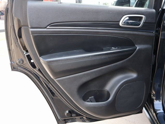 Used 2020 Jeep Grand Cherokee Limited image 20