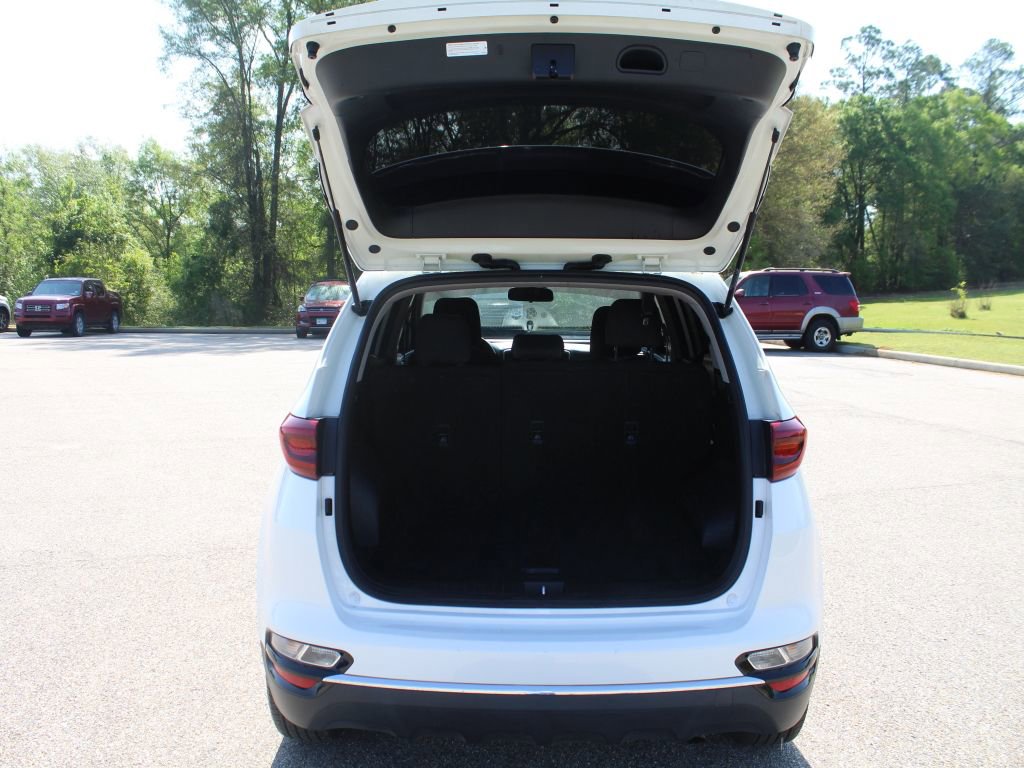 Used 2022 Kia Sportage LX image 15