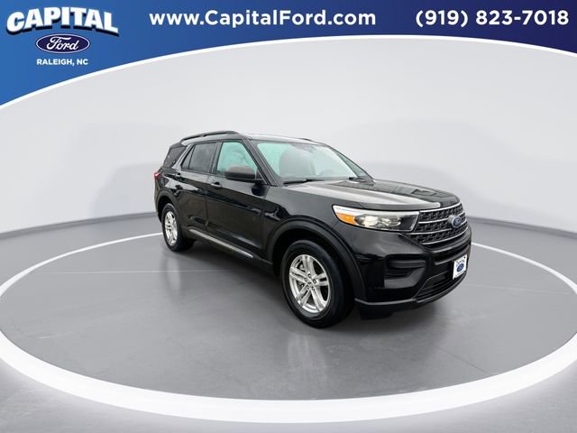 Certified 2022 Ford Explorer XLT image 2