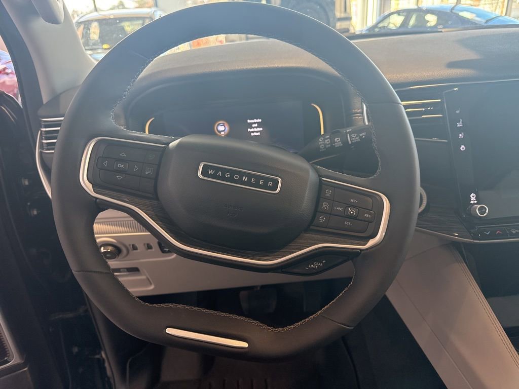 Used 2022 Jeep Wagoneer Series III w/ Premium Group I image 10