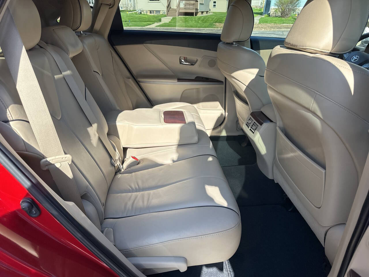 Used 2009 Toyota Venza AWD image 11