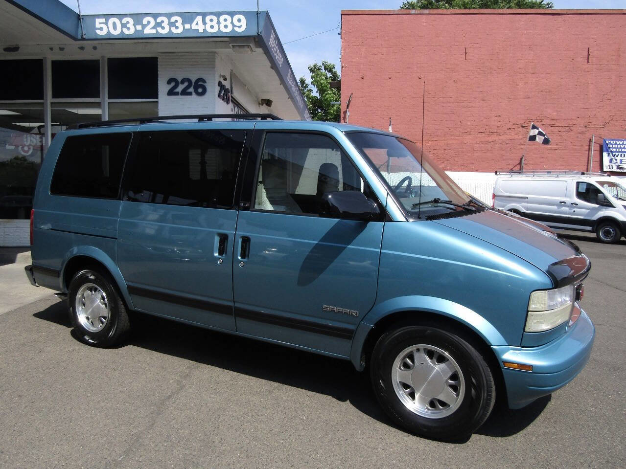 Used 1995 GMC Safari Passenger image 24