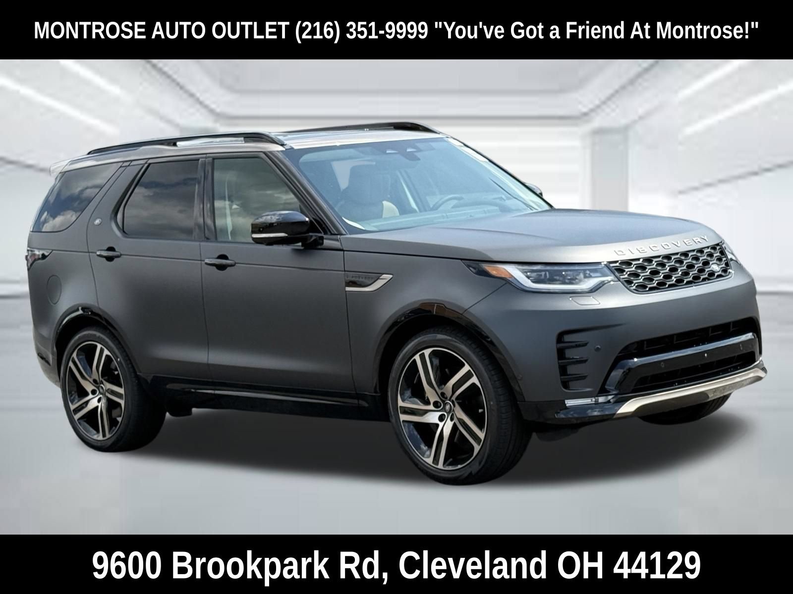 New 2026 Land Rover Discovery Limited Edition AWD/4WD image 7