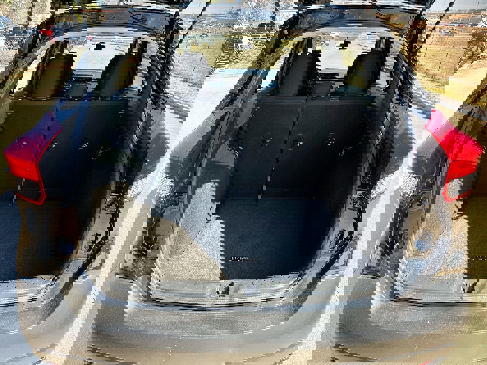 Used 2019 Nissan Kicks SV image 22