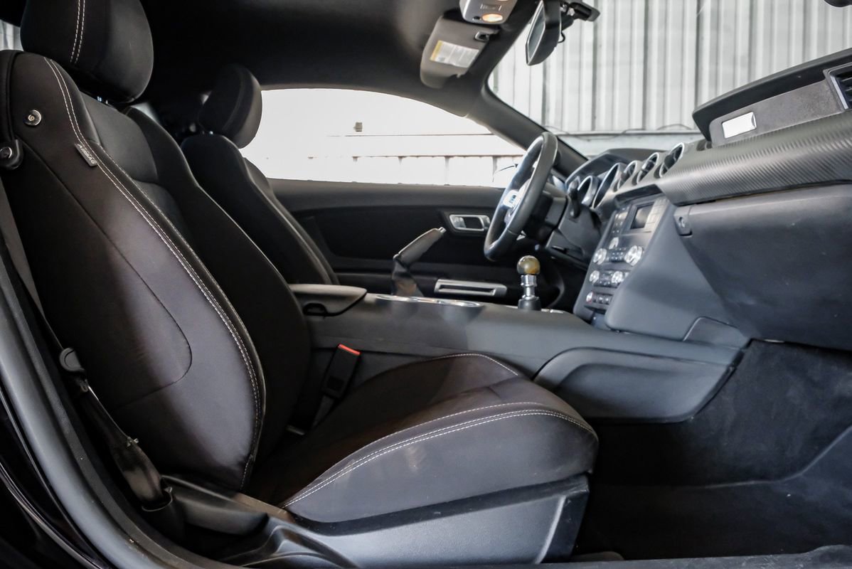 Used 2019 Ford Mustang Coupe image 31