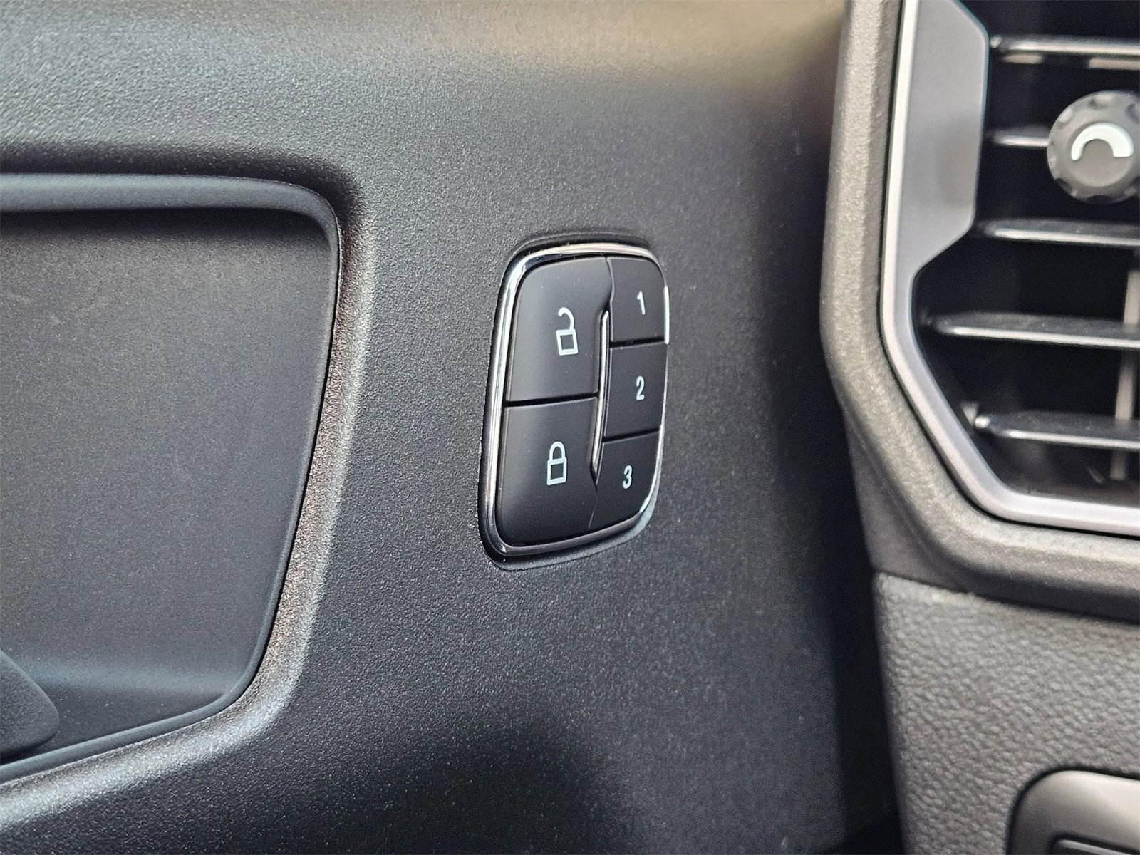 New 2025 Ford Bronco Sport Outer Banks image 16