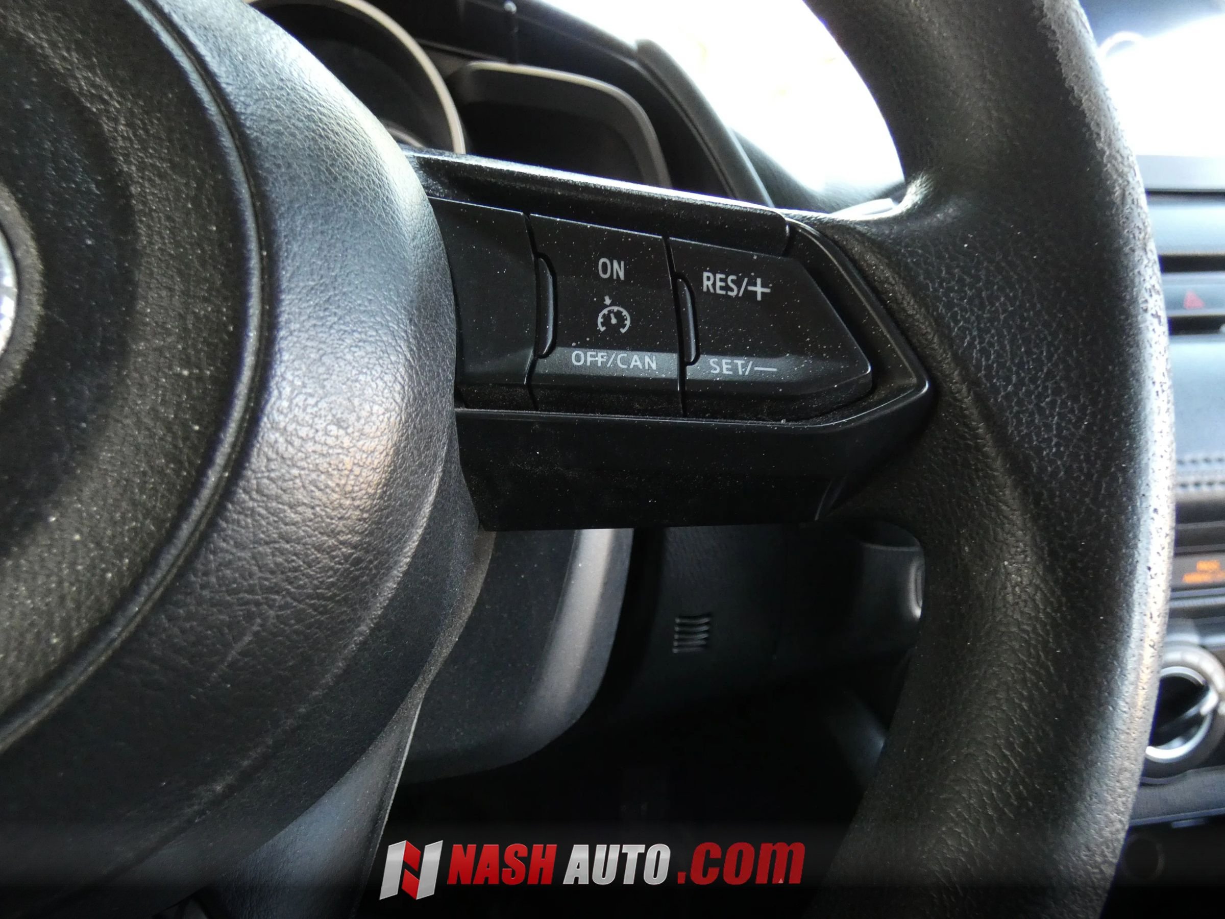 Used 2019 Toyota Yaris LE FWD image 53