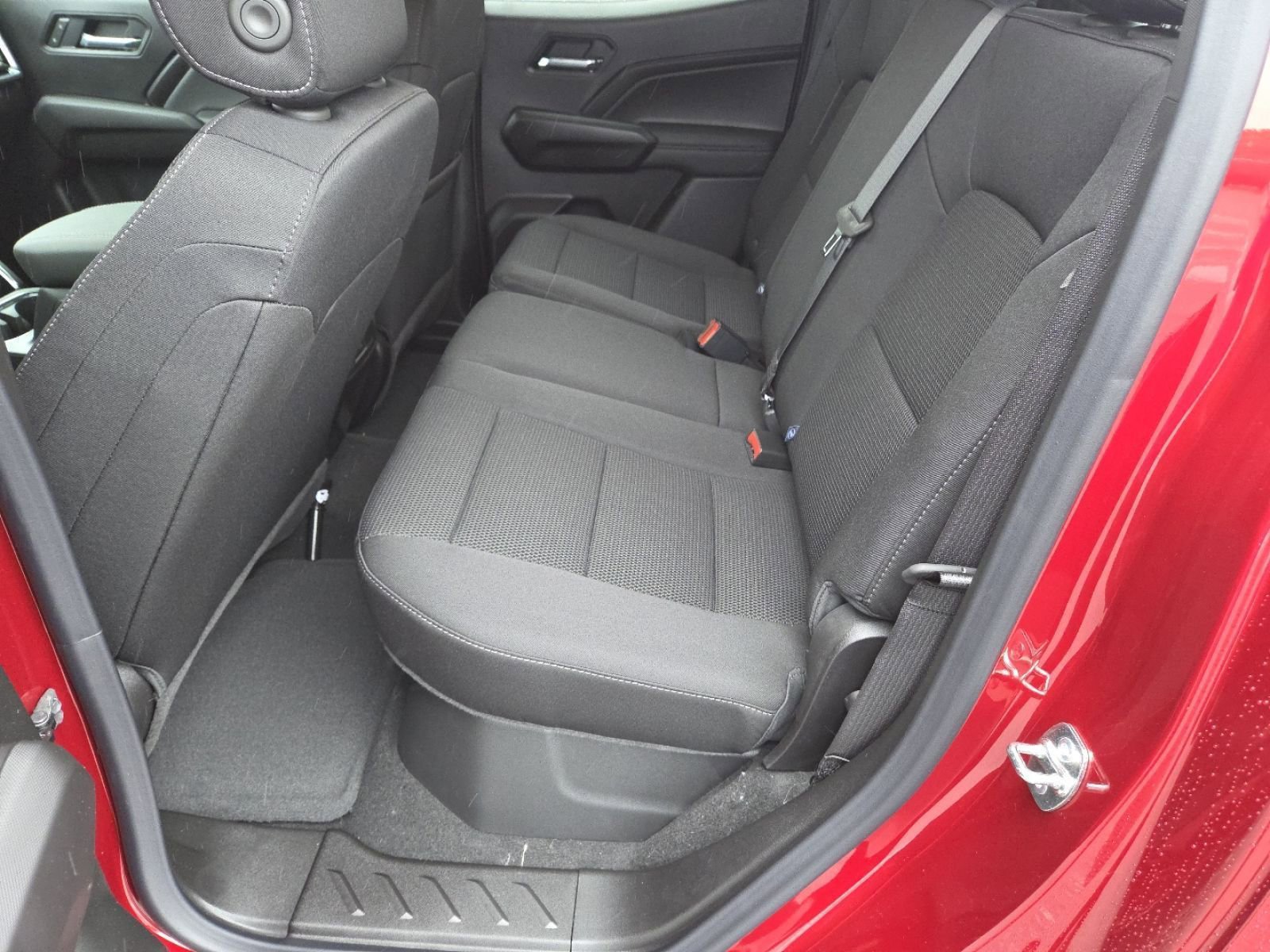 New 2026 GMC Canyon Elevation w/ Convenience Package image 21