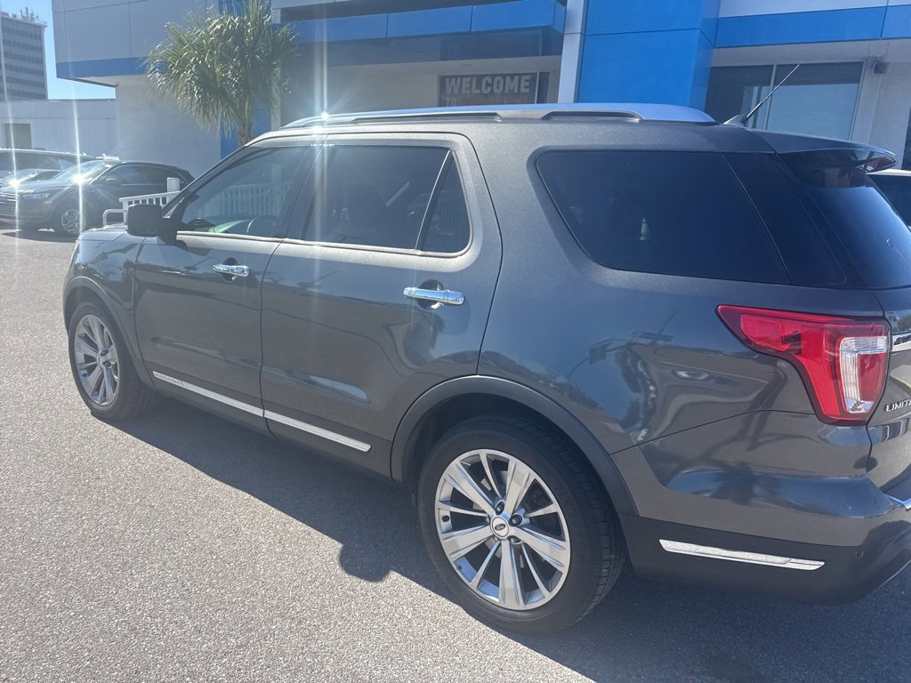 Used 2019 Ford Explorer Limited image 4
