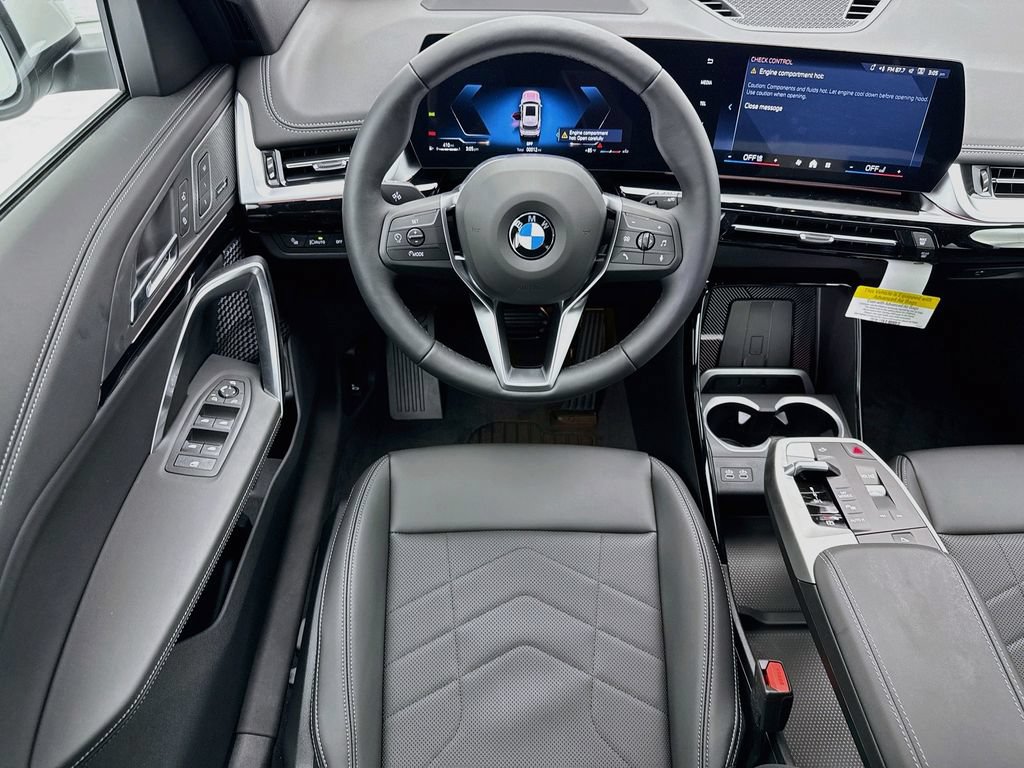 New 2026 BMW X1 xDrive28i w/ Technology Package AWD/4WD image 10