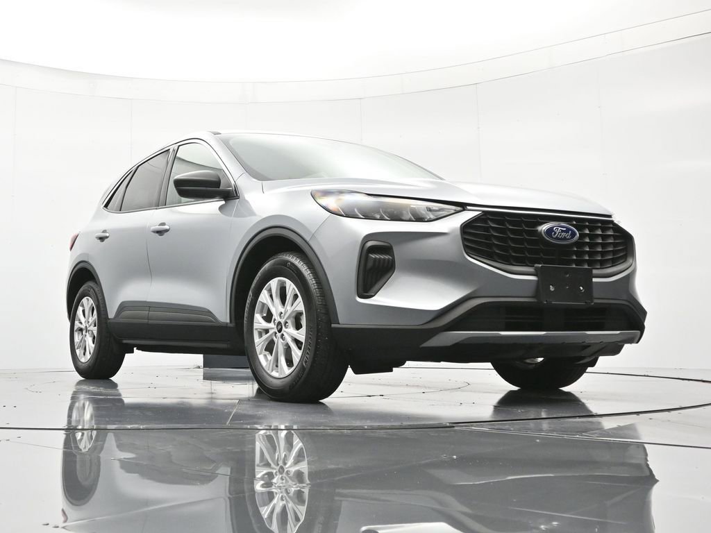 Used 2024 Ford Escape Active image 38