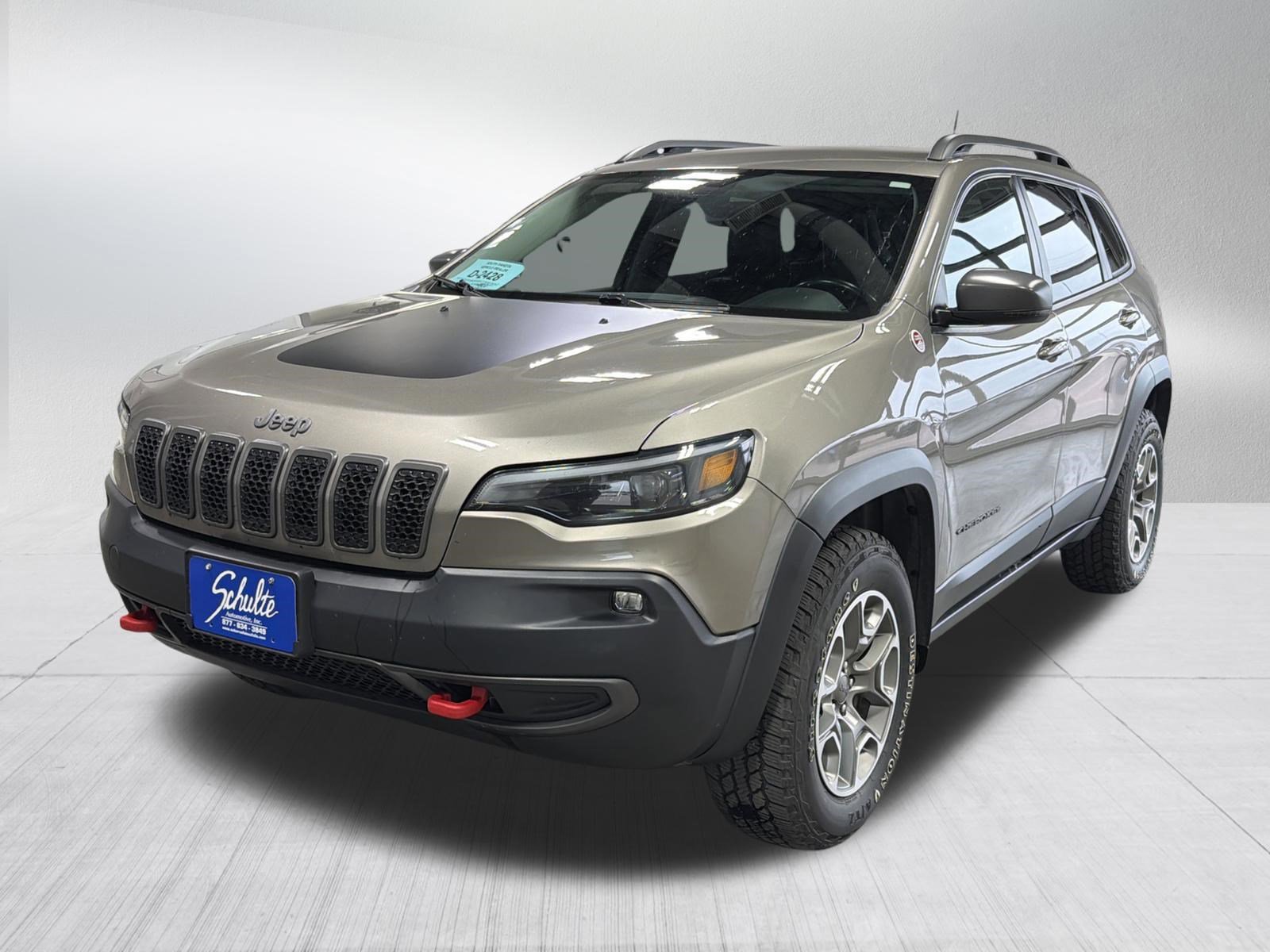 Used 2020 Jeep Cherokee Trailhawk w/ Cold Weather Group AWD/4WD image 3