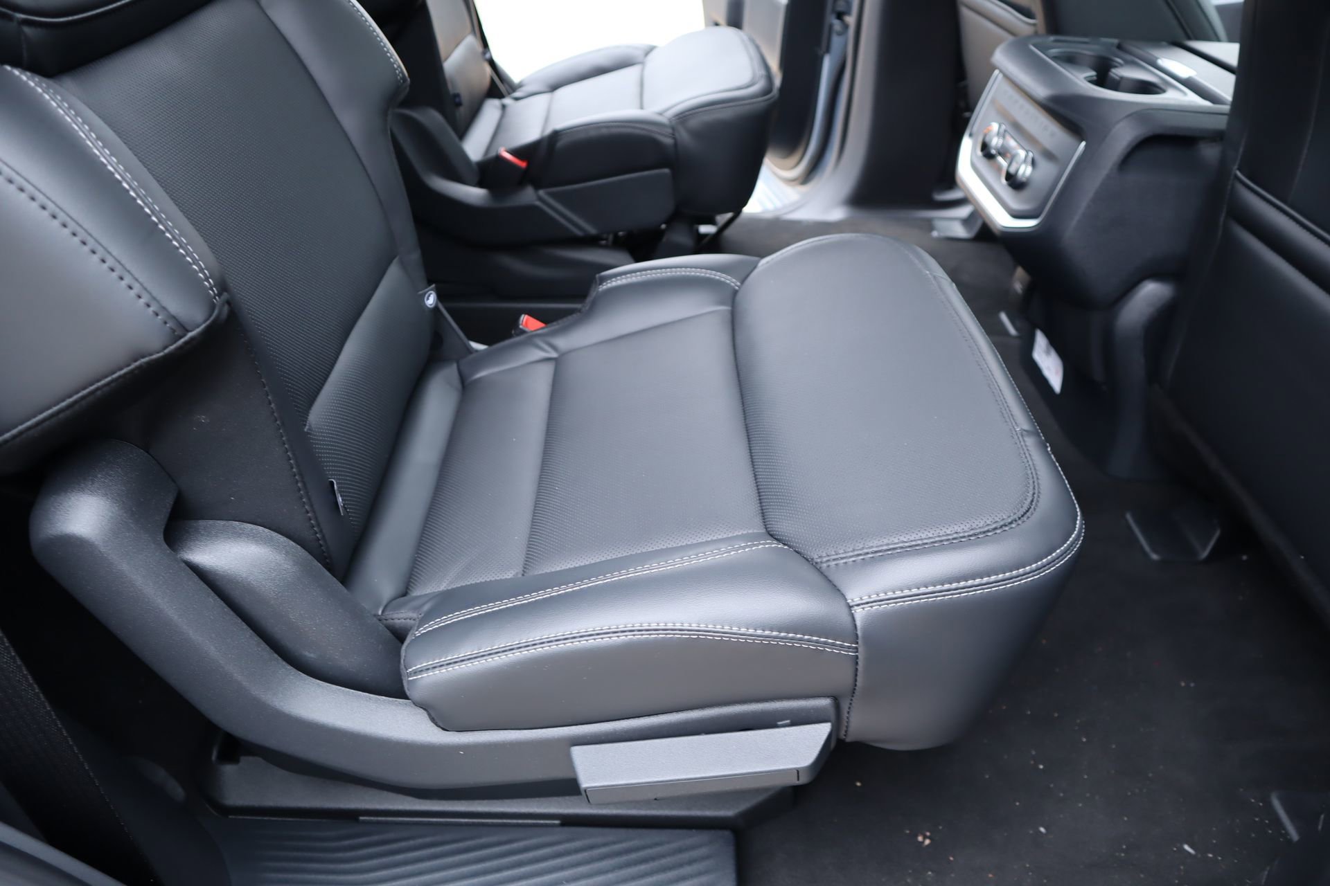 New 2026 Ford Expedition Platinum AWD/4WD image 17