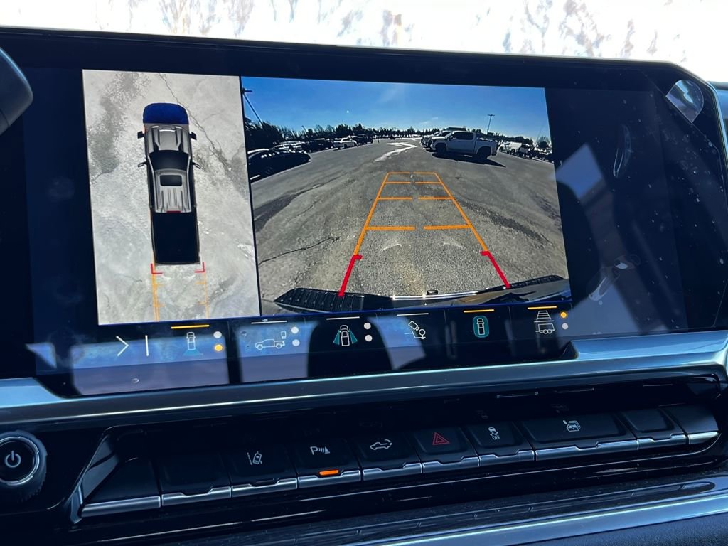 Used 2025 Chevrolet Silverado 3500 LTZ w/ LTZ Premium Texas Edition image 35