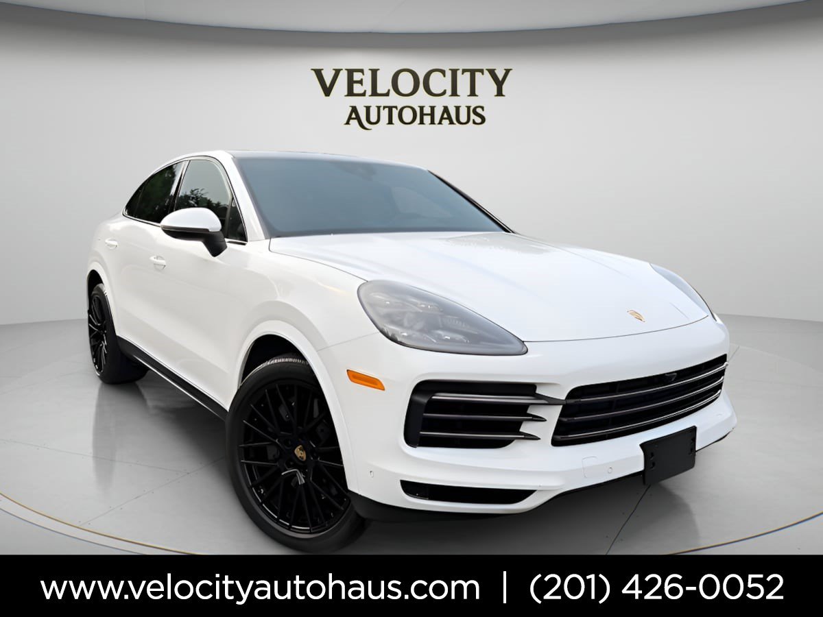 Used 2022 Porsche Cayenne S Platinum AWD/4WD image 1