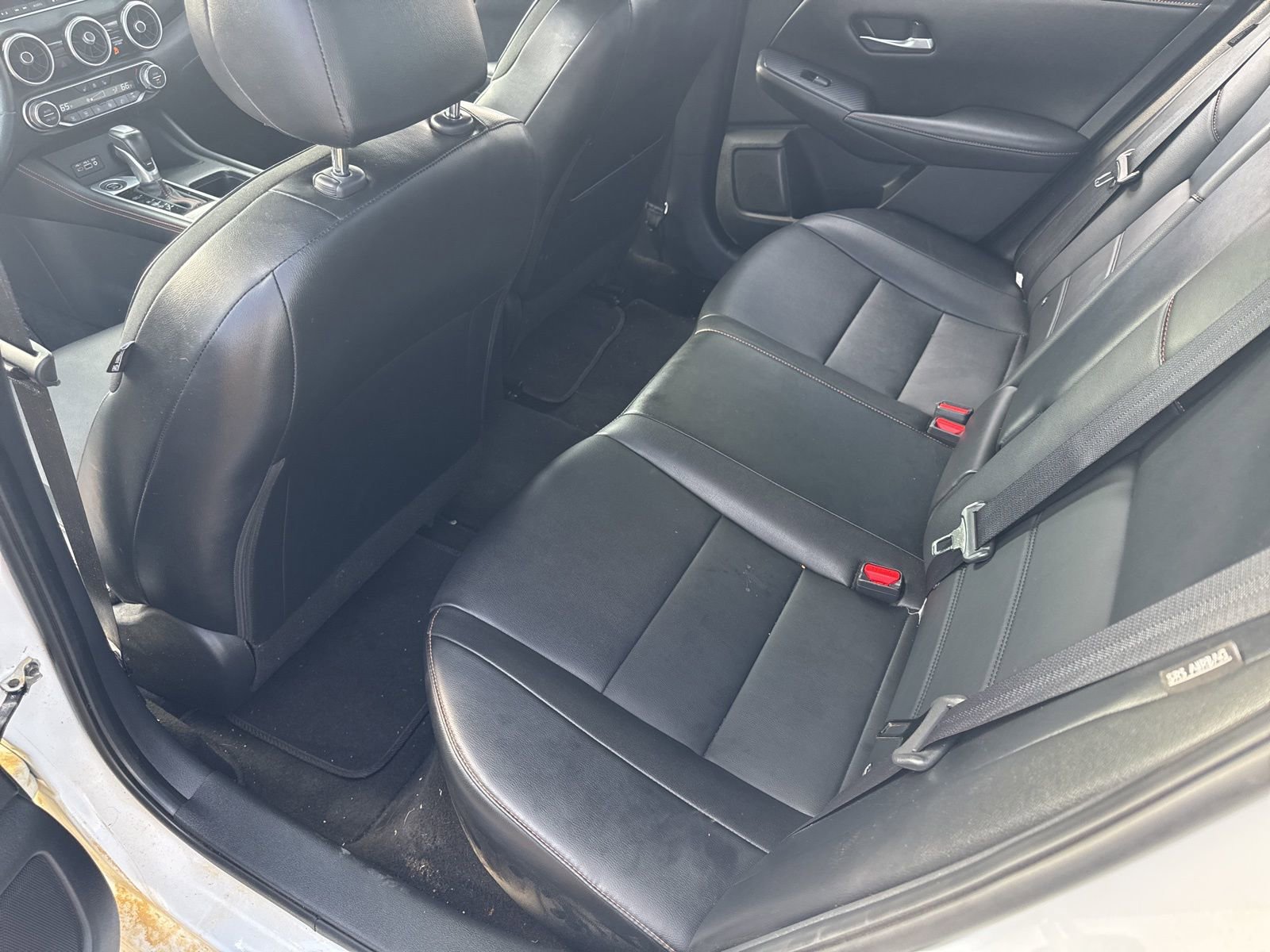 Used 2023 Nissan Sentra SR w/ SR Premium Package image 10