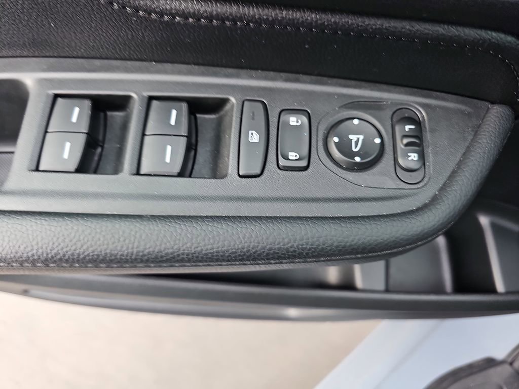 Used 2025 Honda Odyssey Sport-L image 32