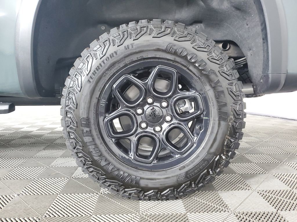 New 2026 Chevrolet Silverado 1500 ZR2 AWD/4WD image 30