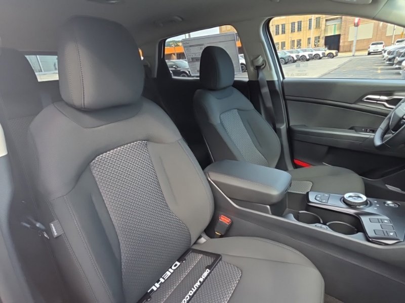 New 2027 Kia Sportage S AWD/4WD image 14
