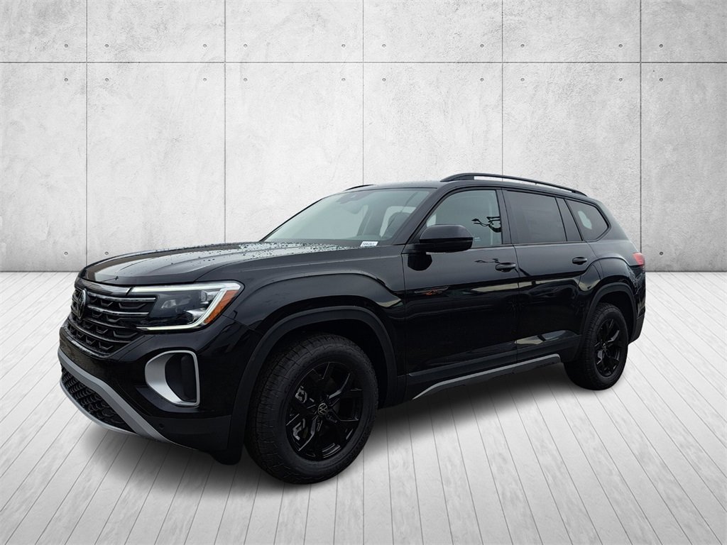 New 2025 Volkswagen Atlas Peak Edition SE