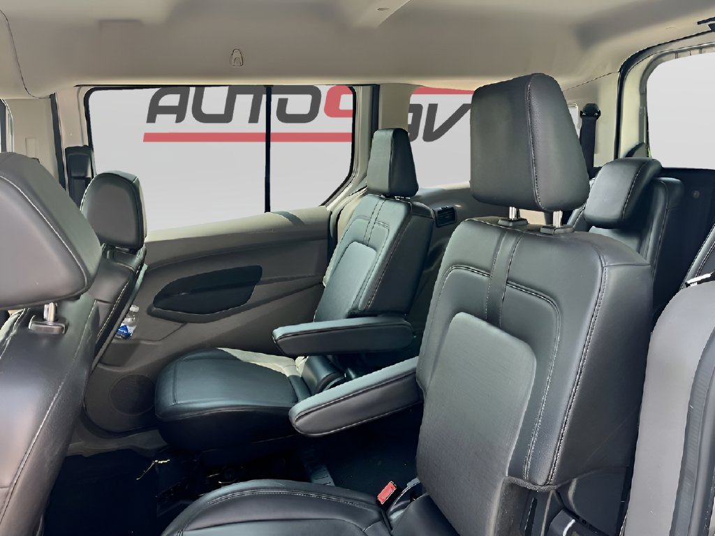 Used 2022 Ford Transit Connect XL FWD image 22